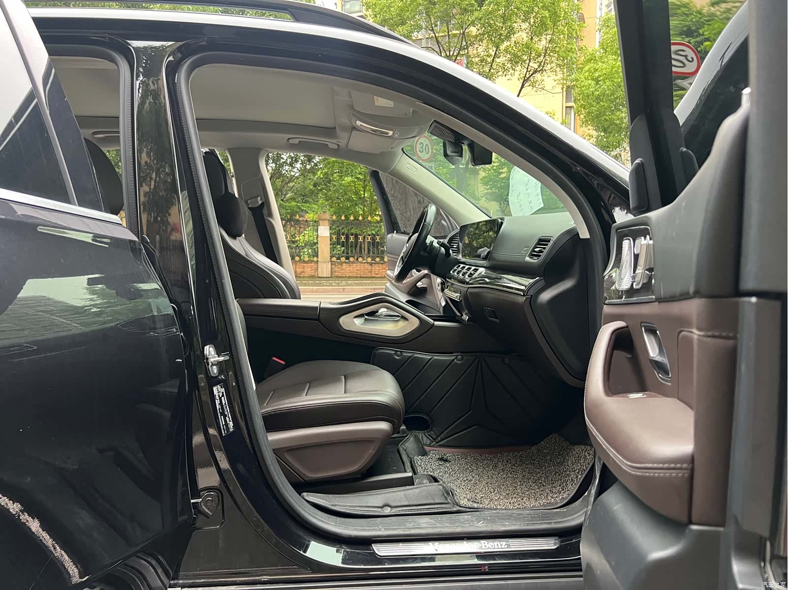 Mercedes-Benz GLE, 2021 16