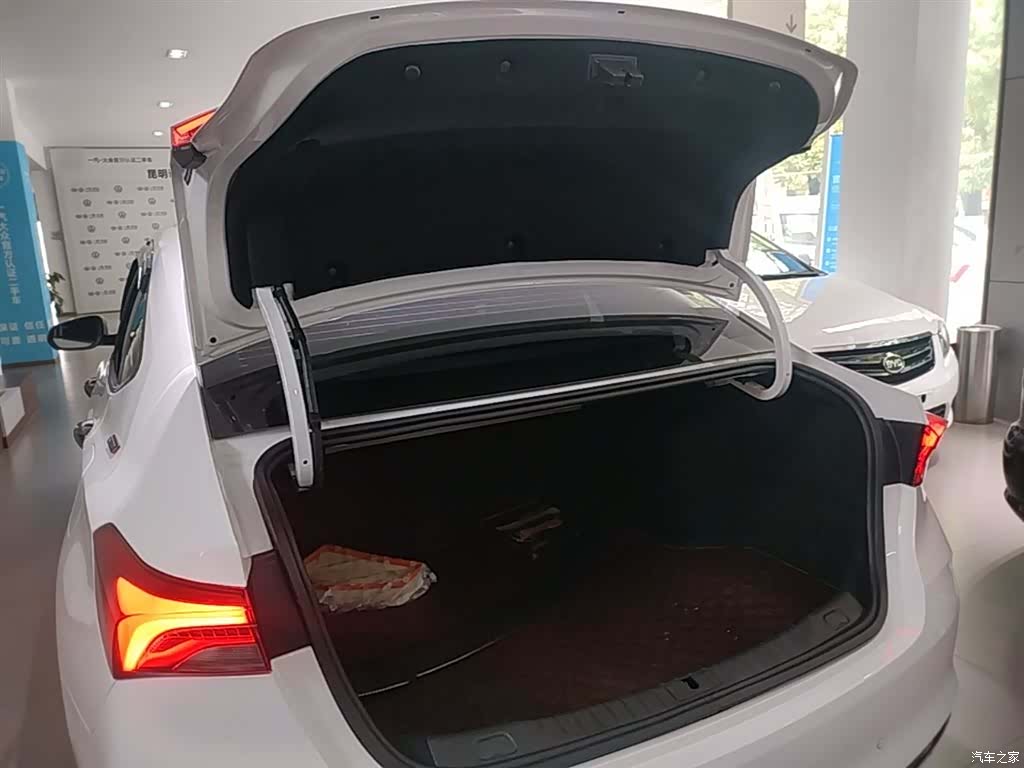 Buick Verano, 2024 19