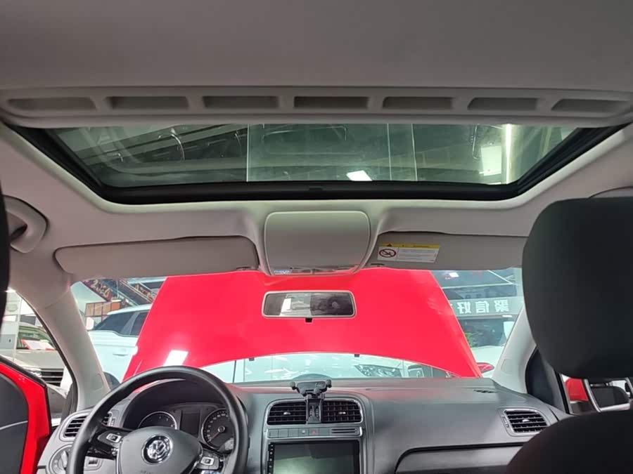 Volkswagen Polo 2016, фото 17