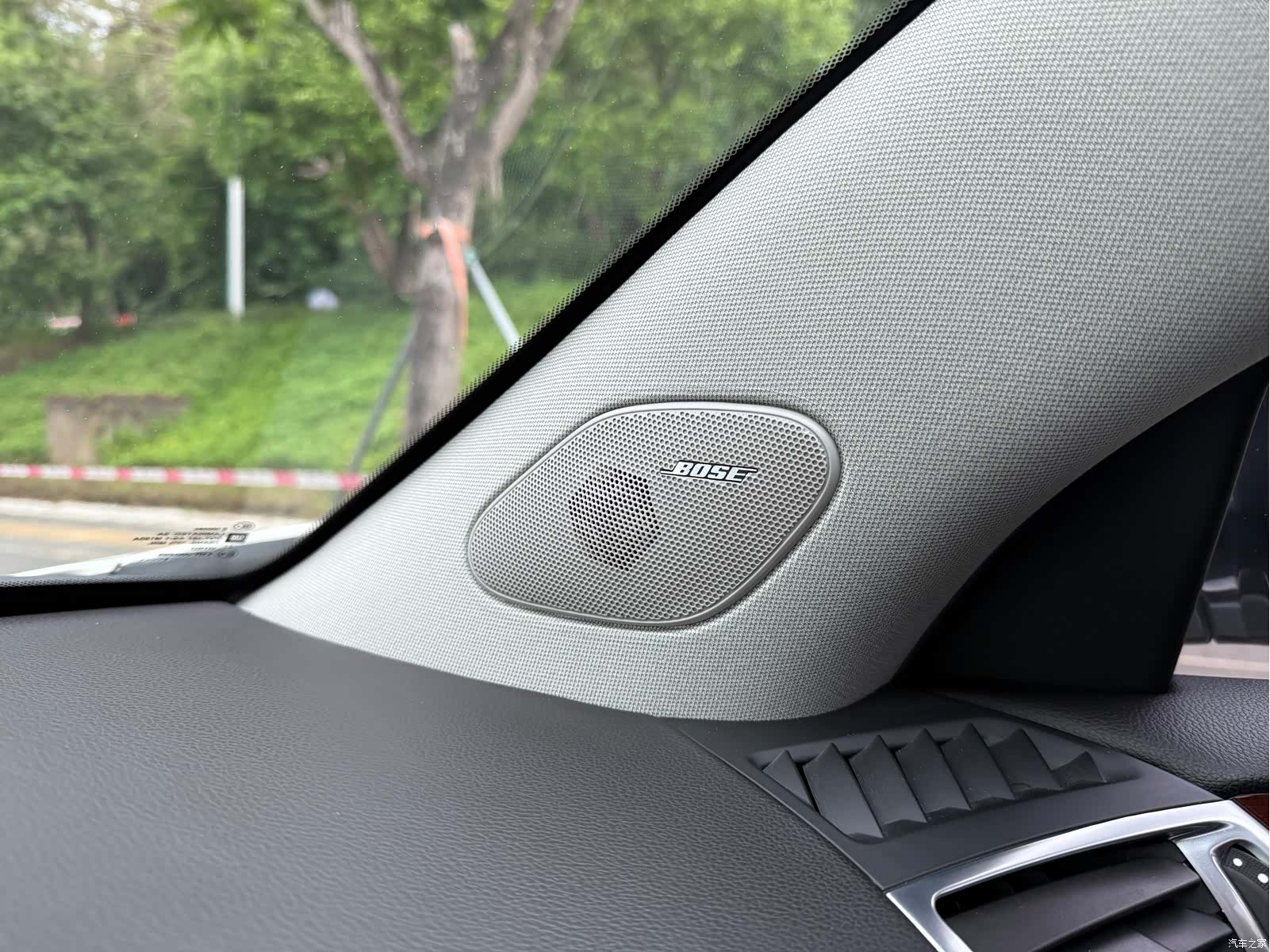 Cadillac SRX, 2015 18