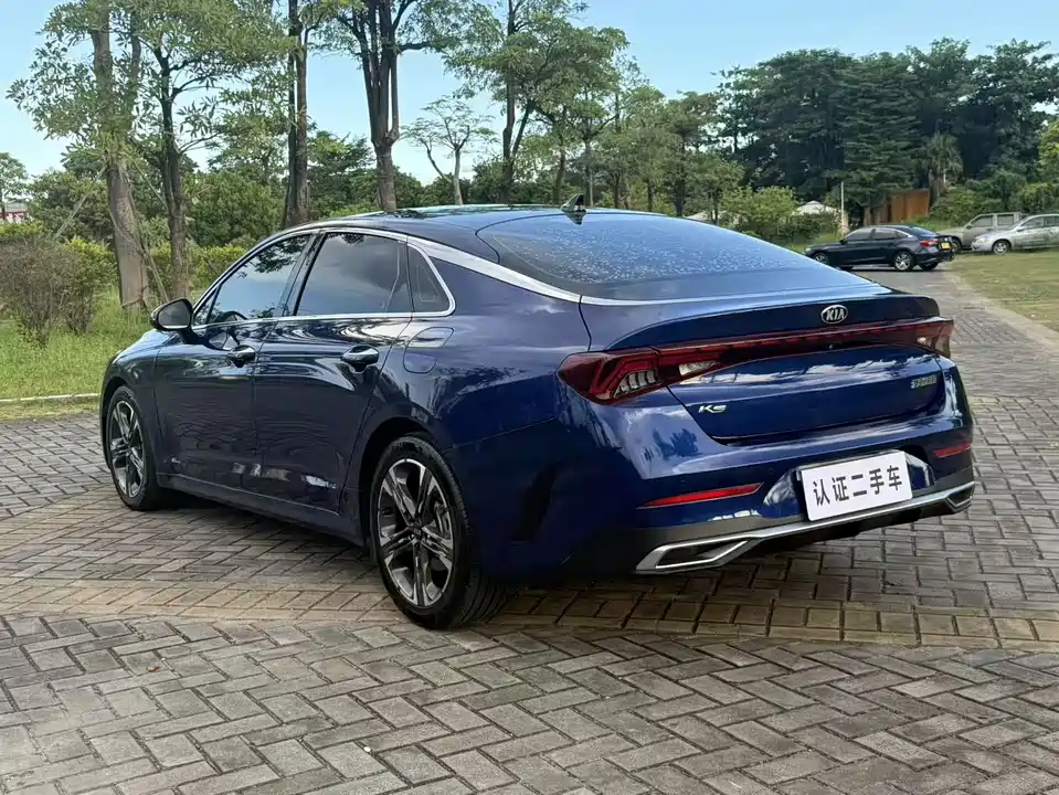 Kia K5