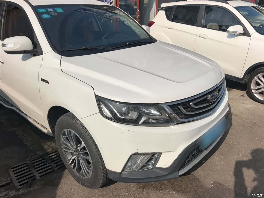 Geely X6, 2017 4