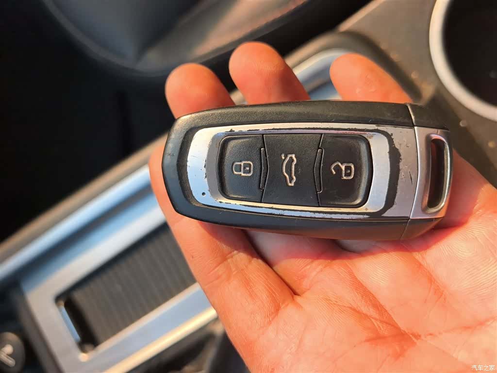 Geely X6, 2017 9