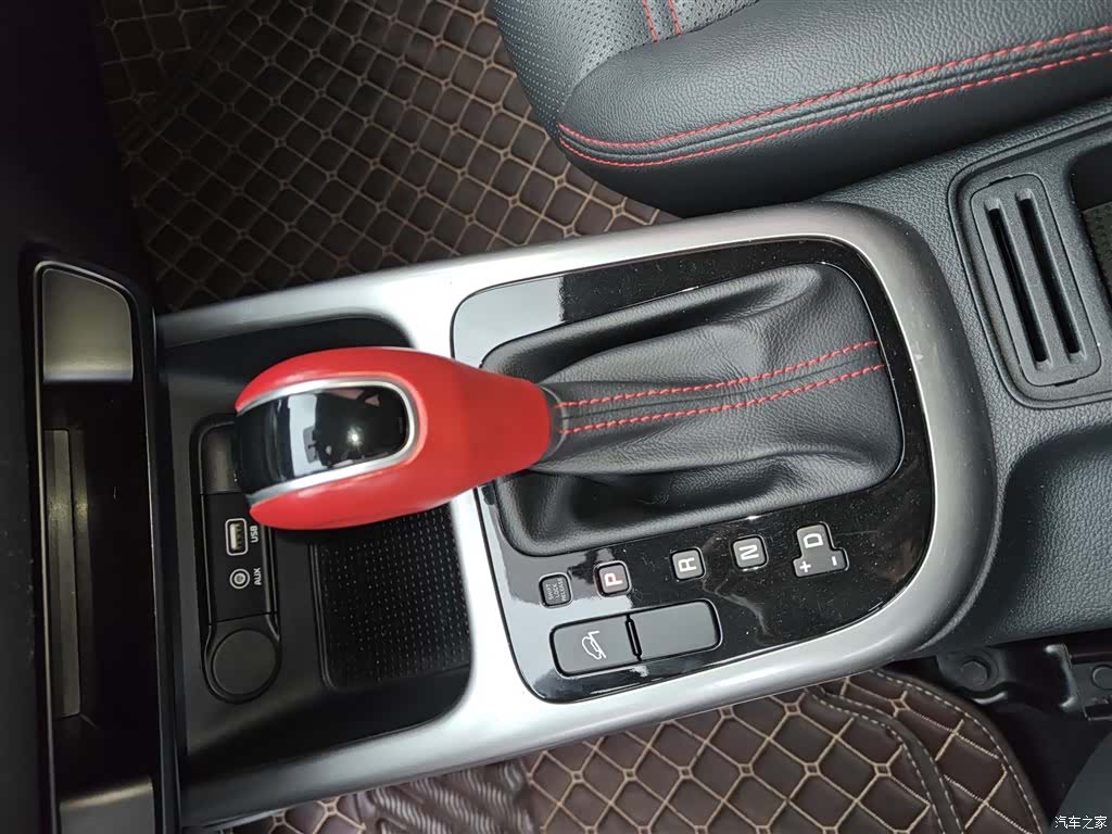 Kia KX3, 2016 13