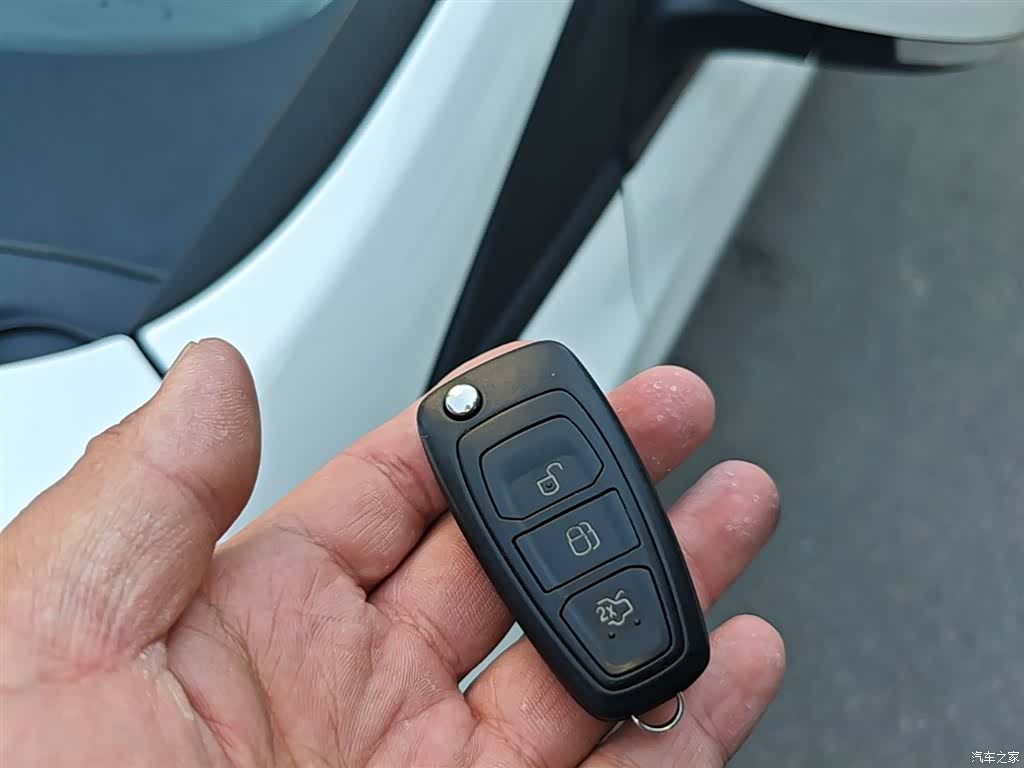 Ford Focus, 2017 9