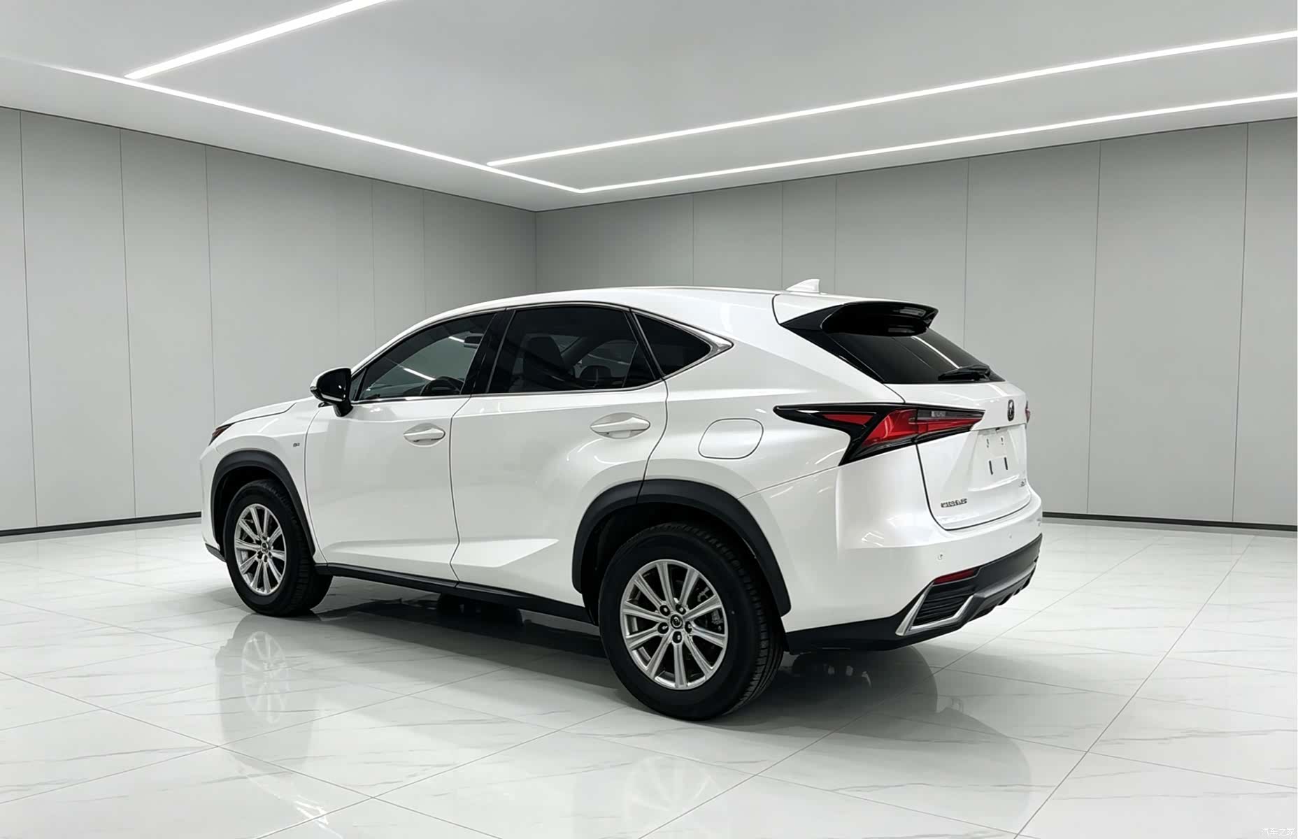 Lexus NX, 2020 7