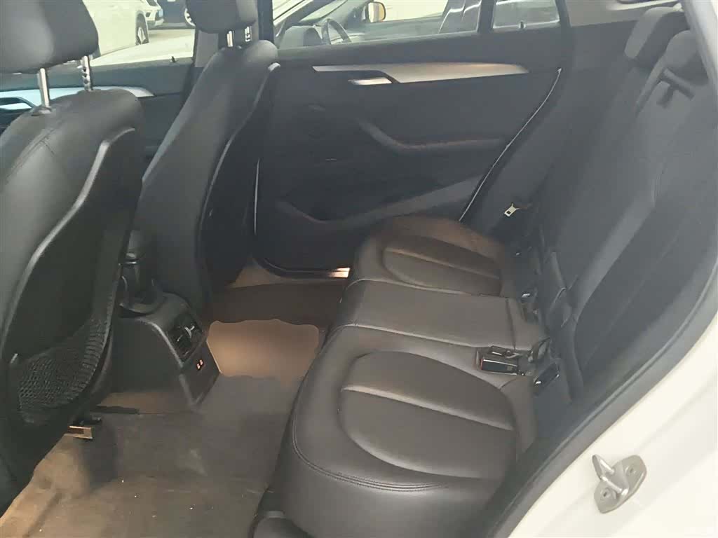 BMW X1, 2018 12
