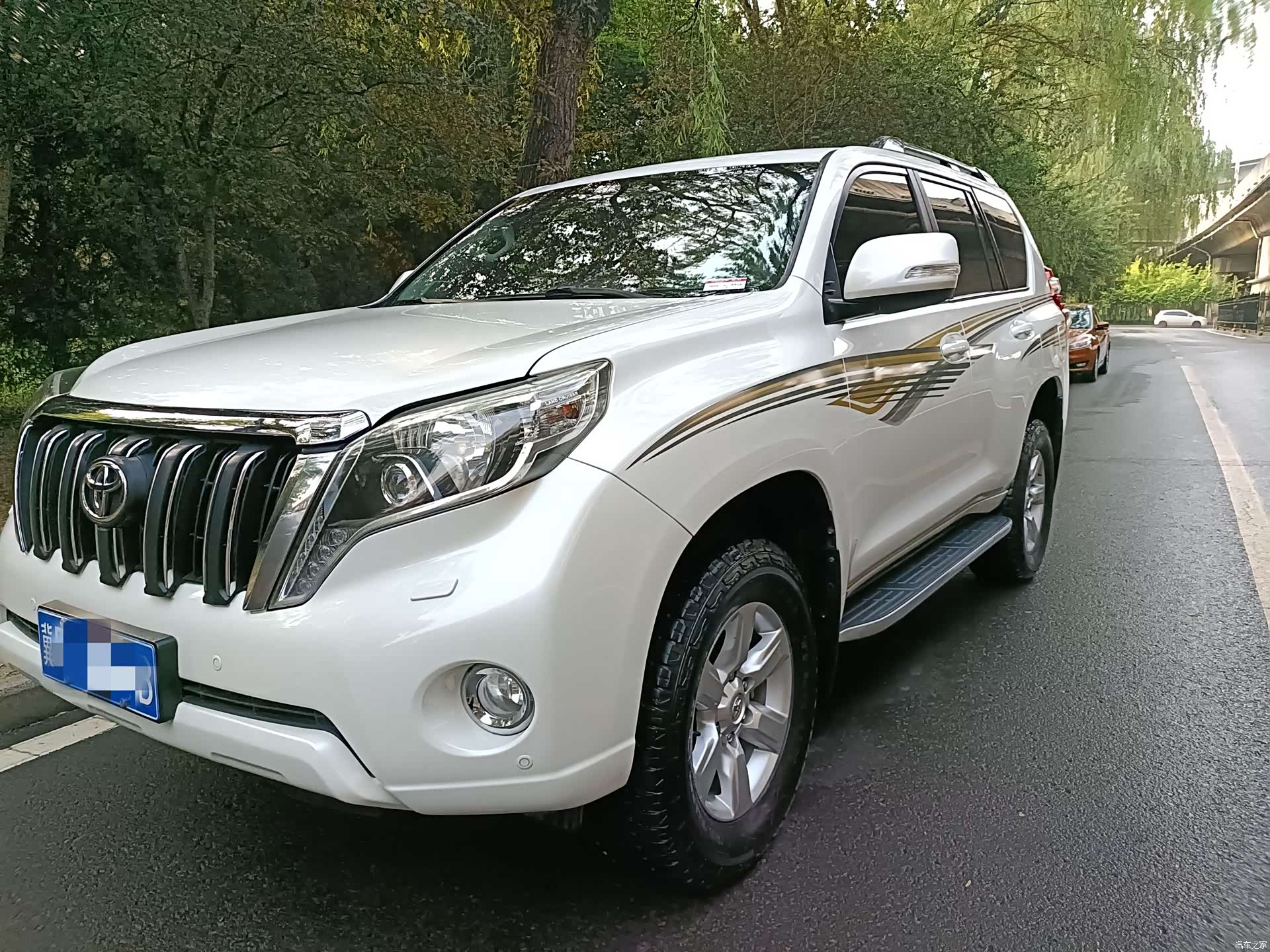 Toyota Prado, 2017 1