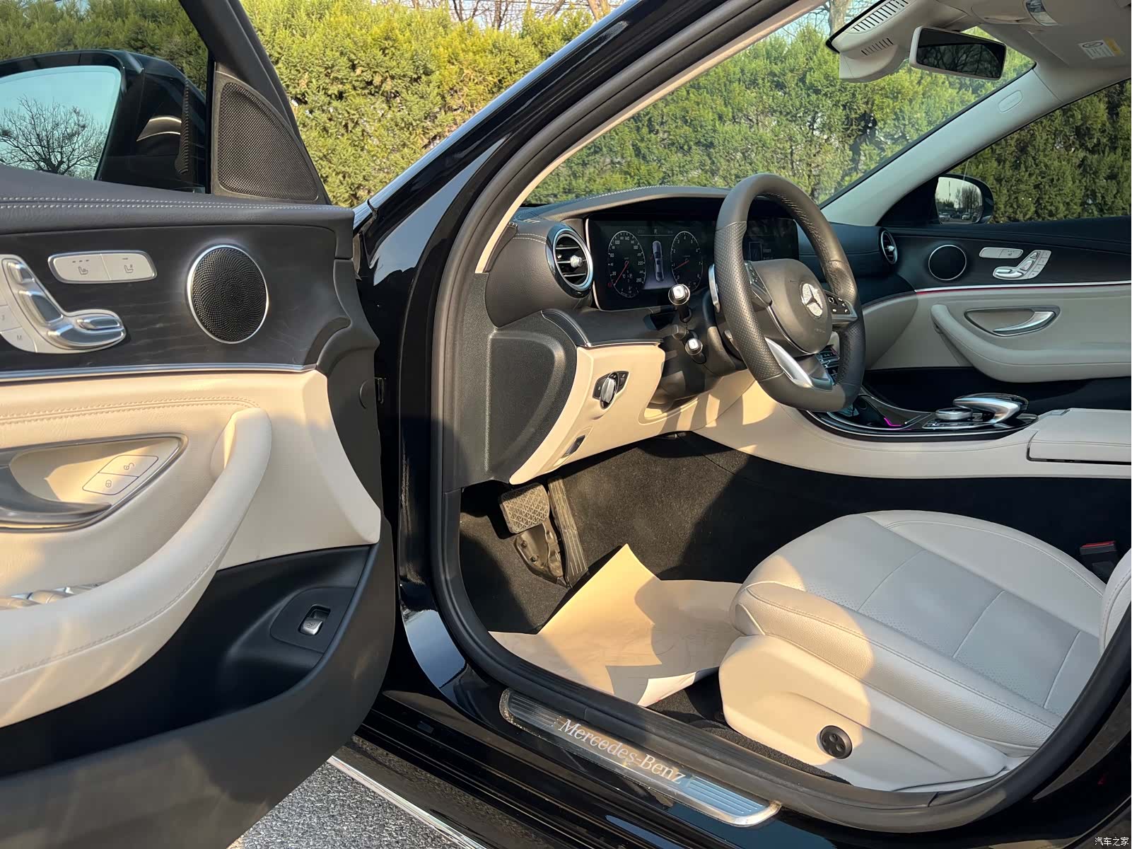 Mercedes-Benz E-Class, 2017 11