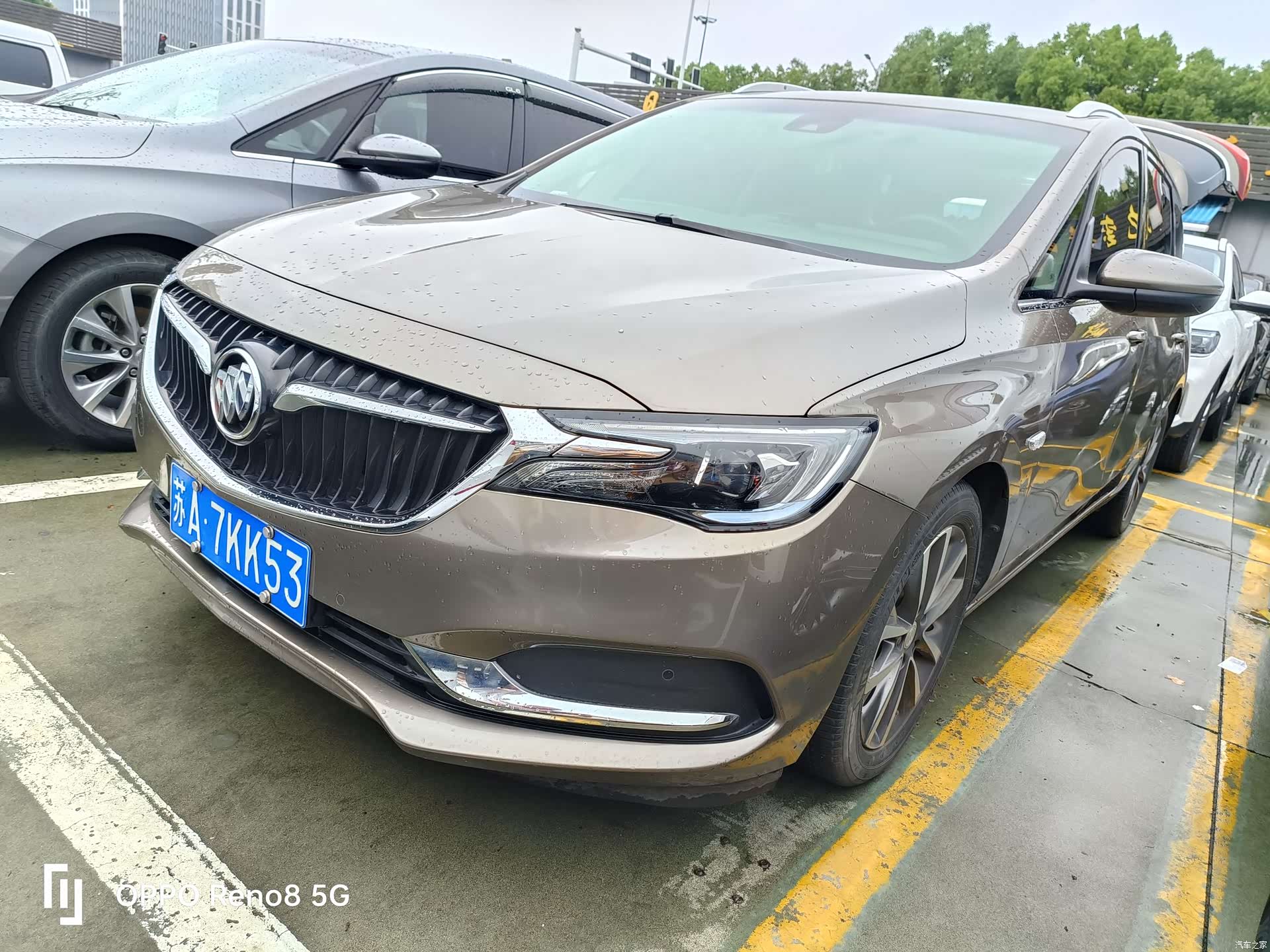Buick GL6