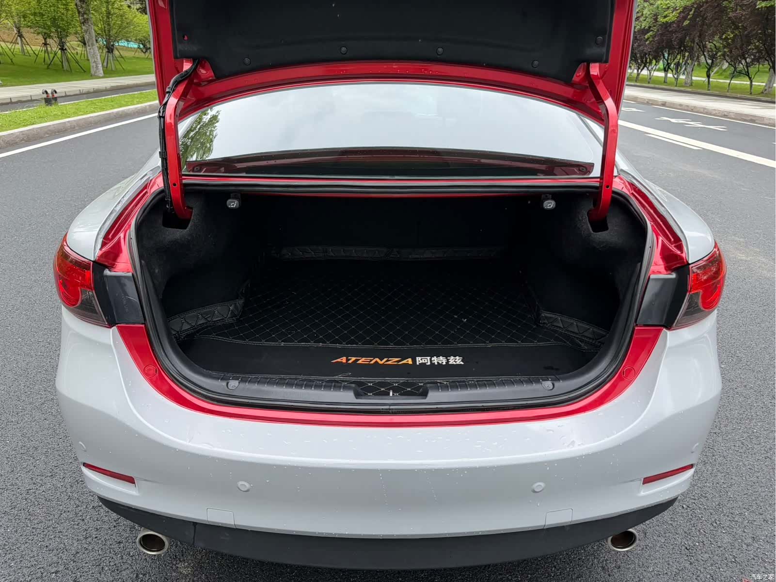 Mazda Atenza, 2016 10