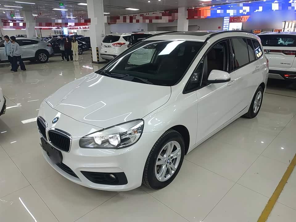 BMW 2 series multifunctional station wagon