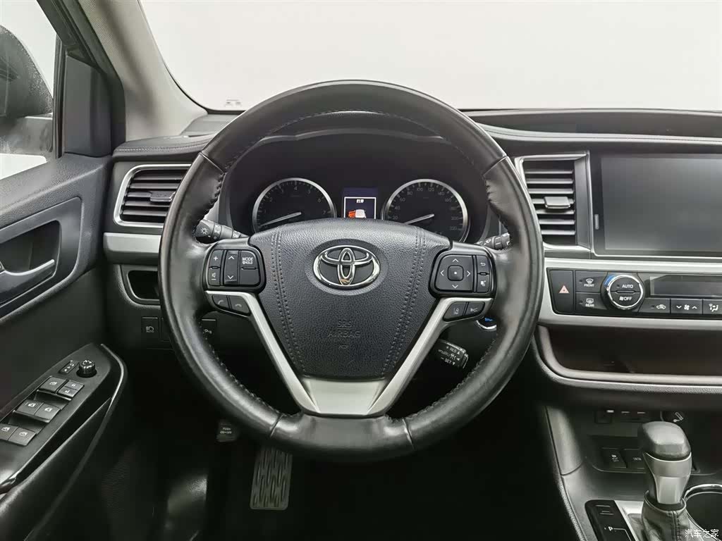 Toyota Highlander, 2022 11