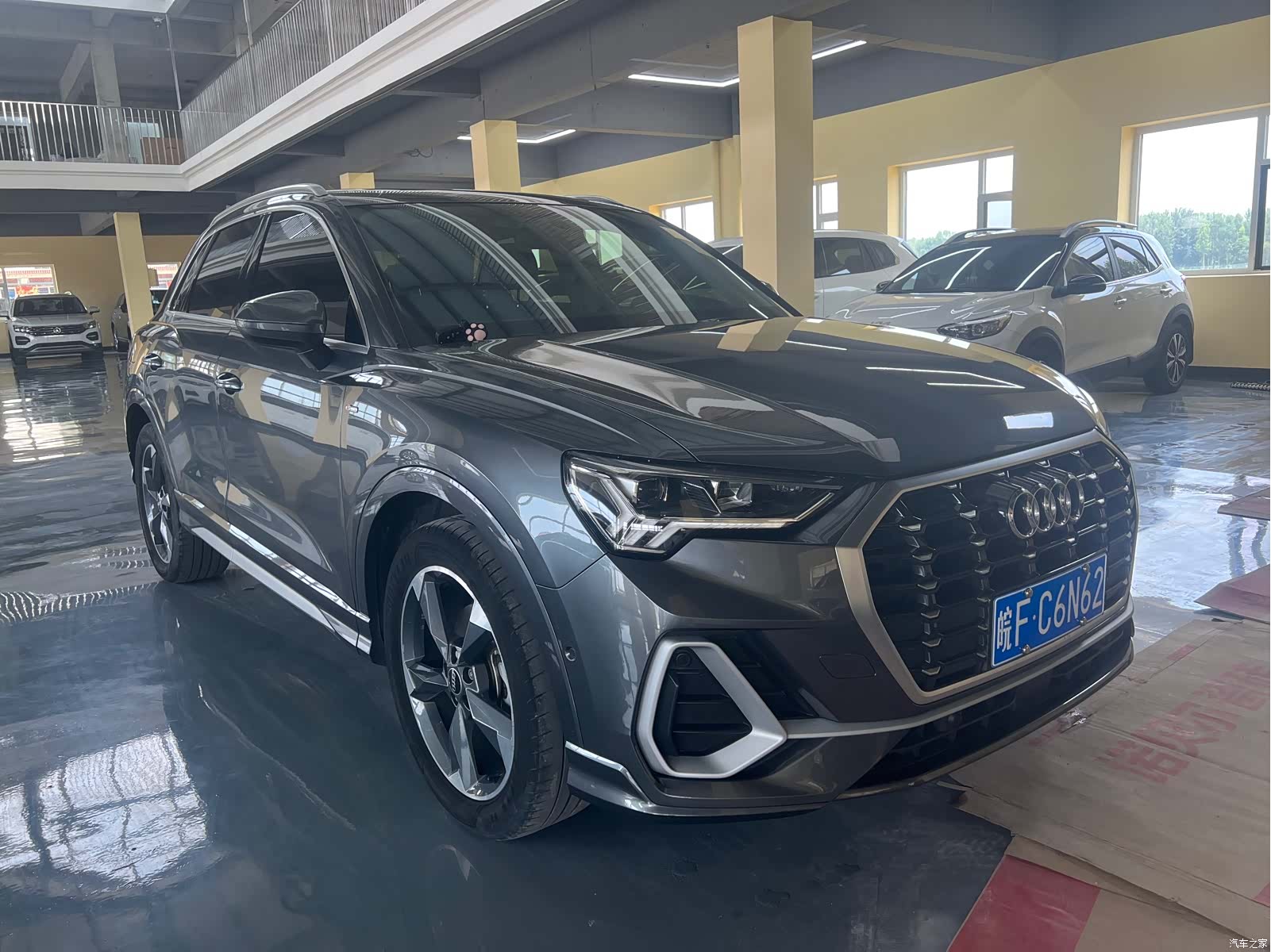 Audi Q3, 2023 2