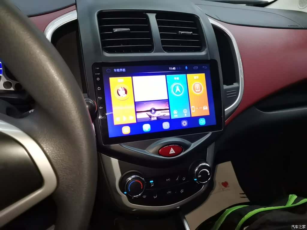 Changan EV360, 2019 13