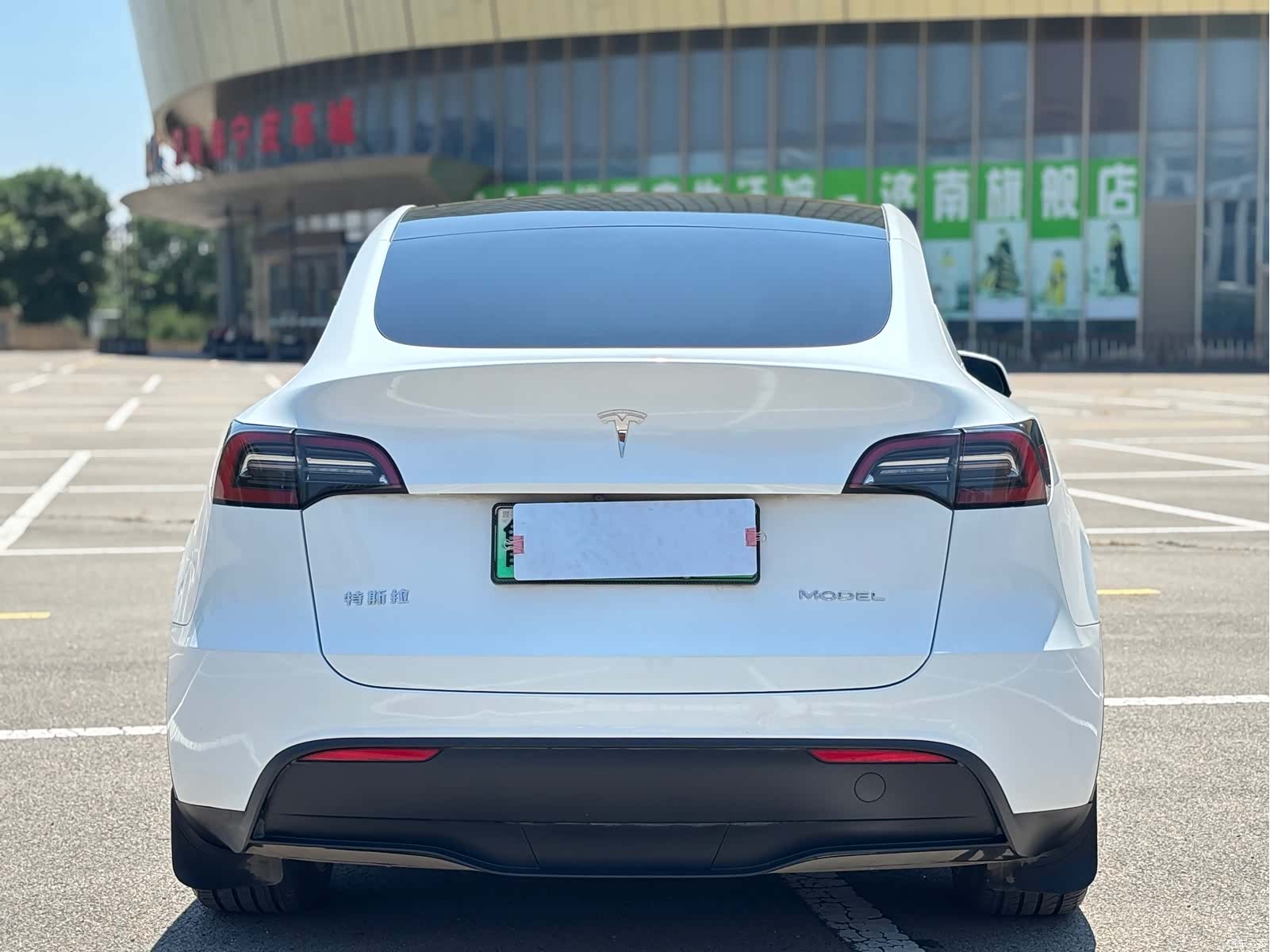 Tesla Model Y, 2023 8