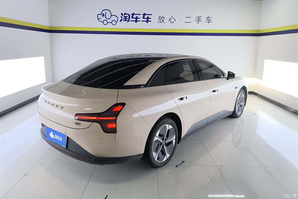Xpeng Mona M03, 2025 3