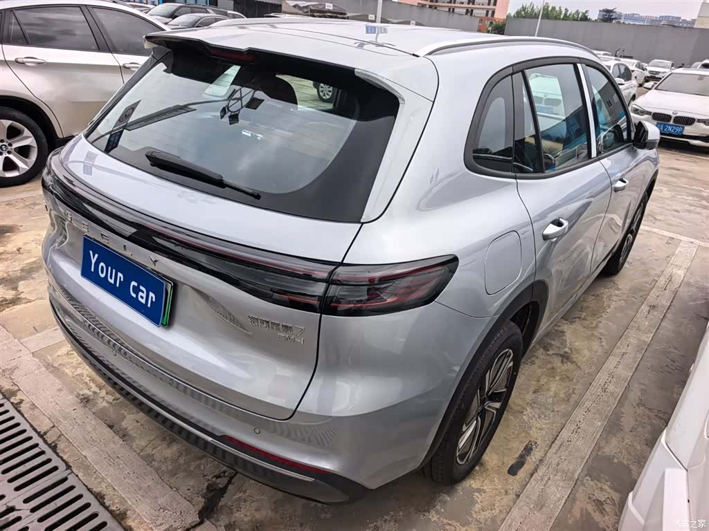 Geely 7, 2025 все фото