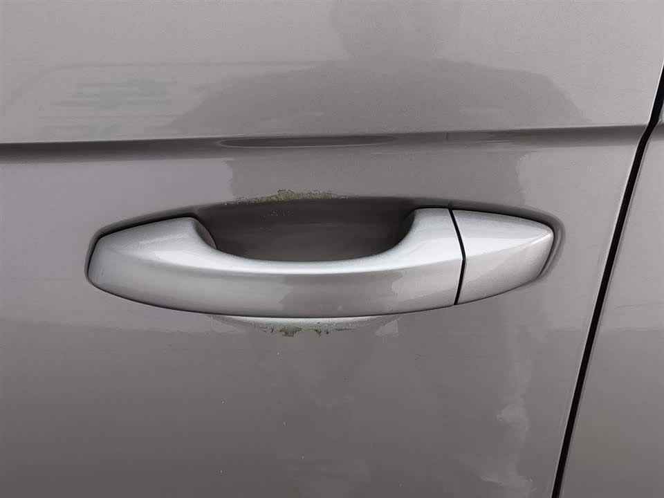 Volkswagen T-ROC exploring Songs