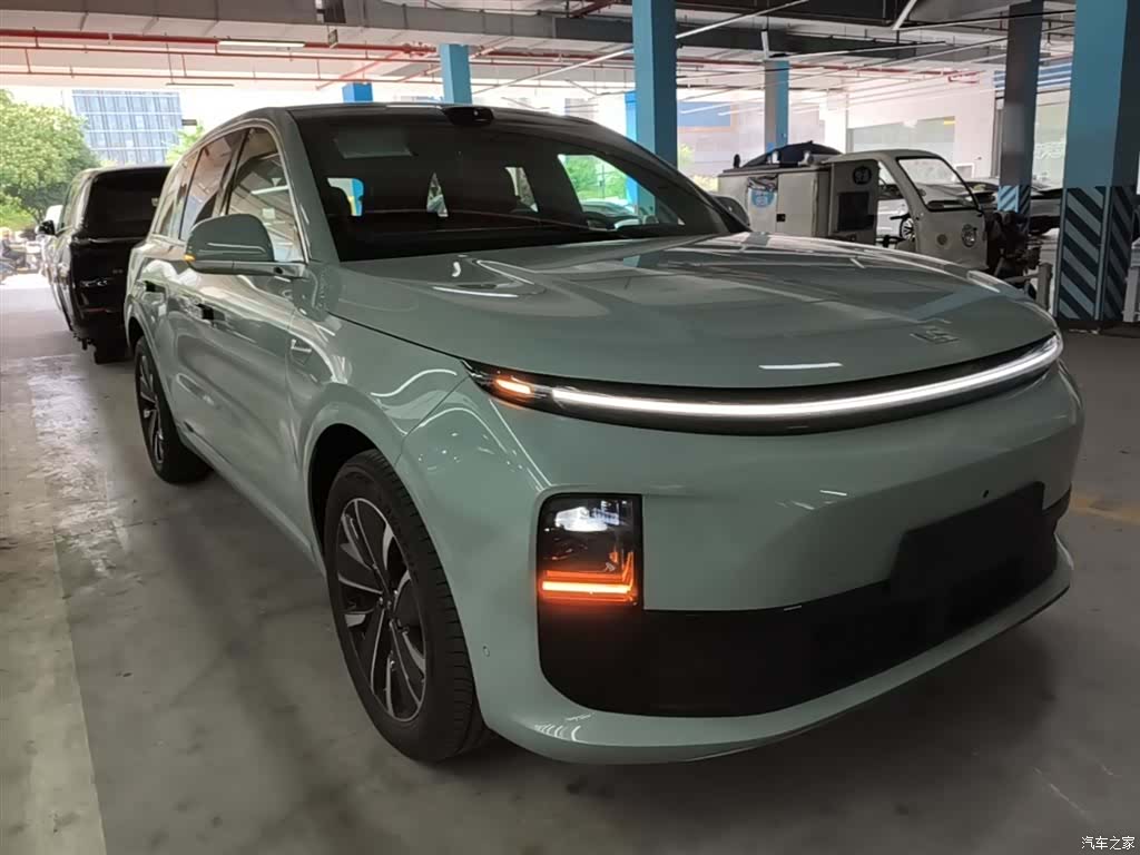 Li Auto L6, 2025 4
