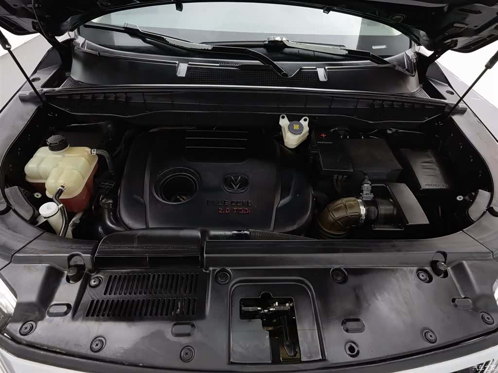 Changan CS95, 2017 6