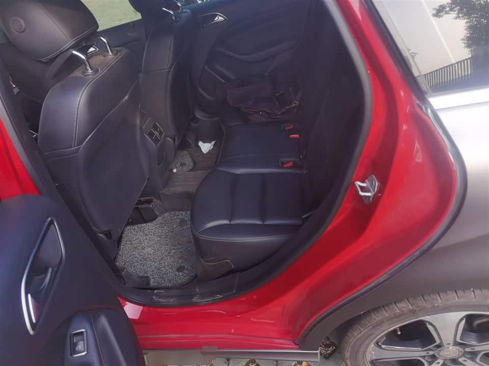 Mercedes-Benz Class B