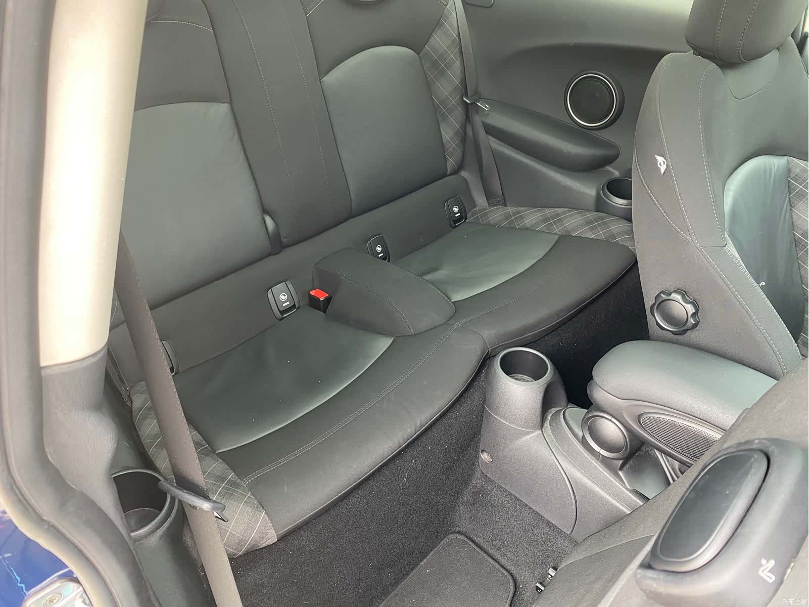Mini Cooper, 2015 16