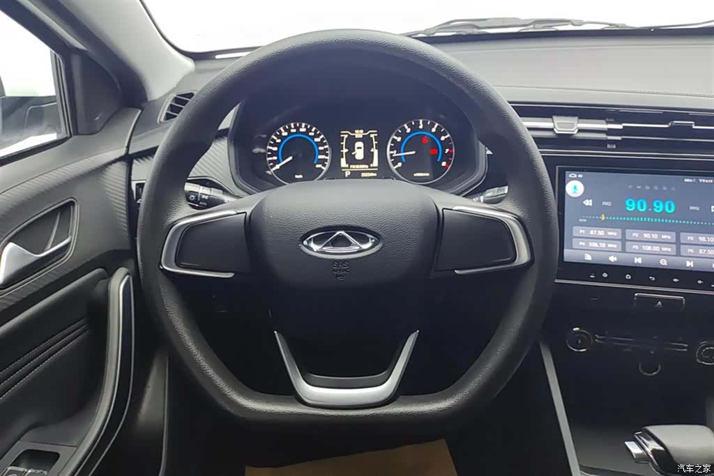 Chery 3x, 2025 15
