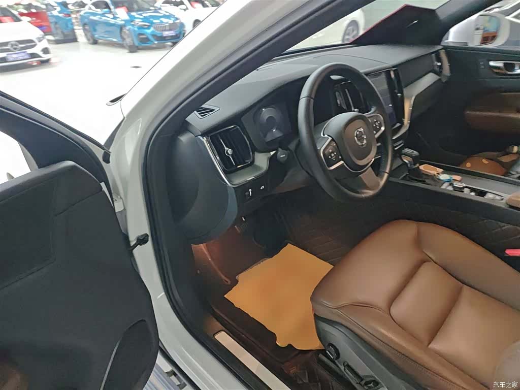 Volvo XC60, 2021 16