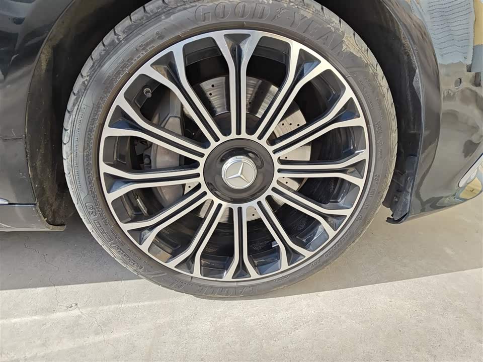 Mercedes-Benz Maybach S-class