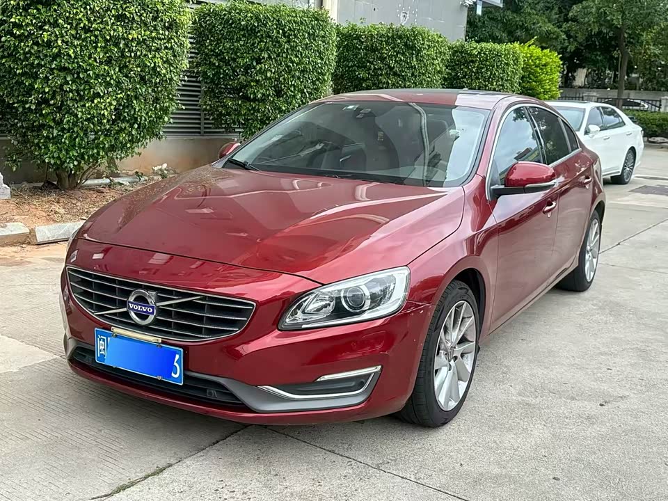 Volvo S60