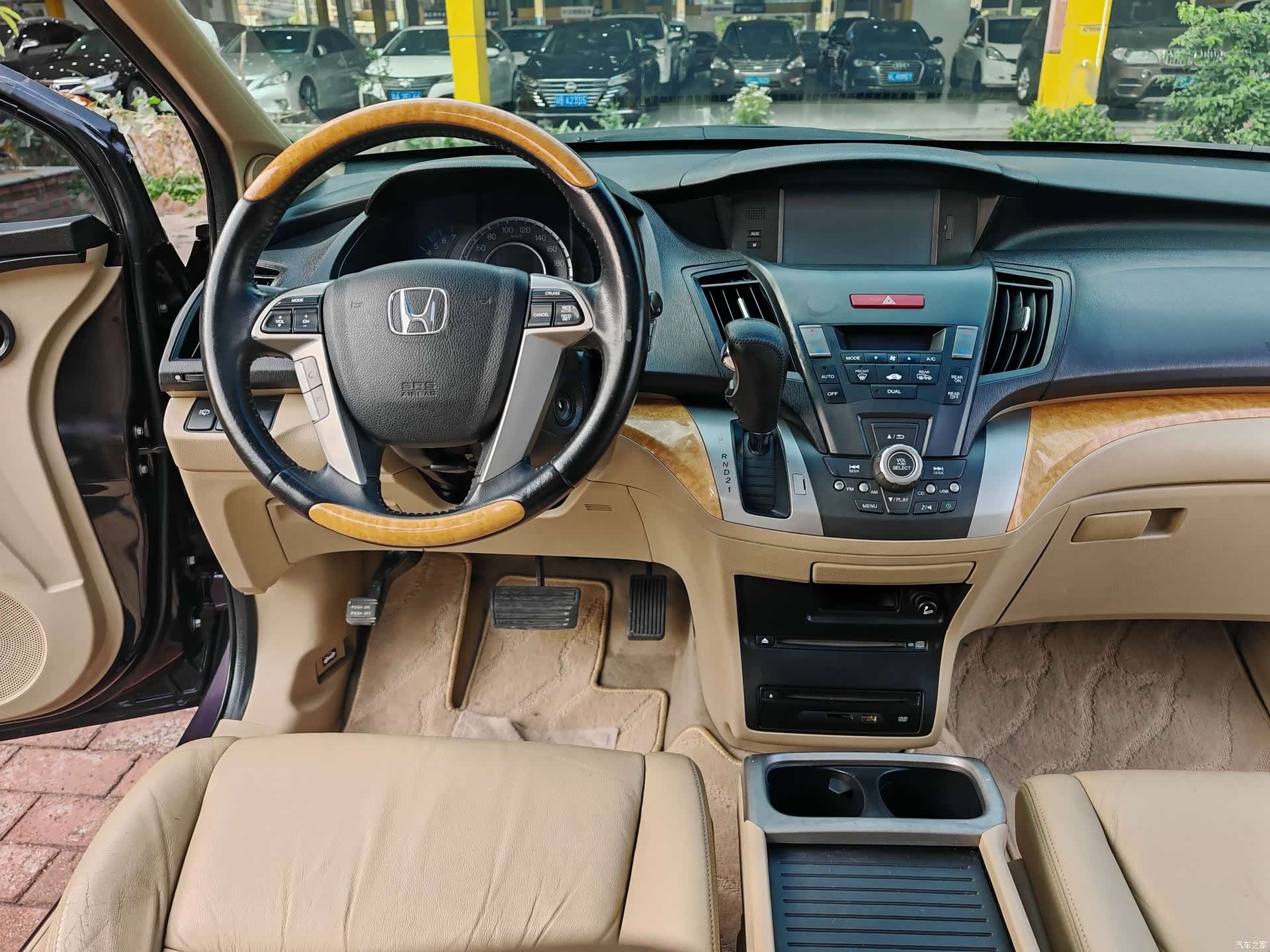 Honda Odyssey, 2012 12