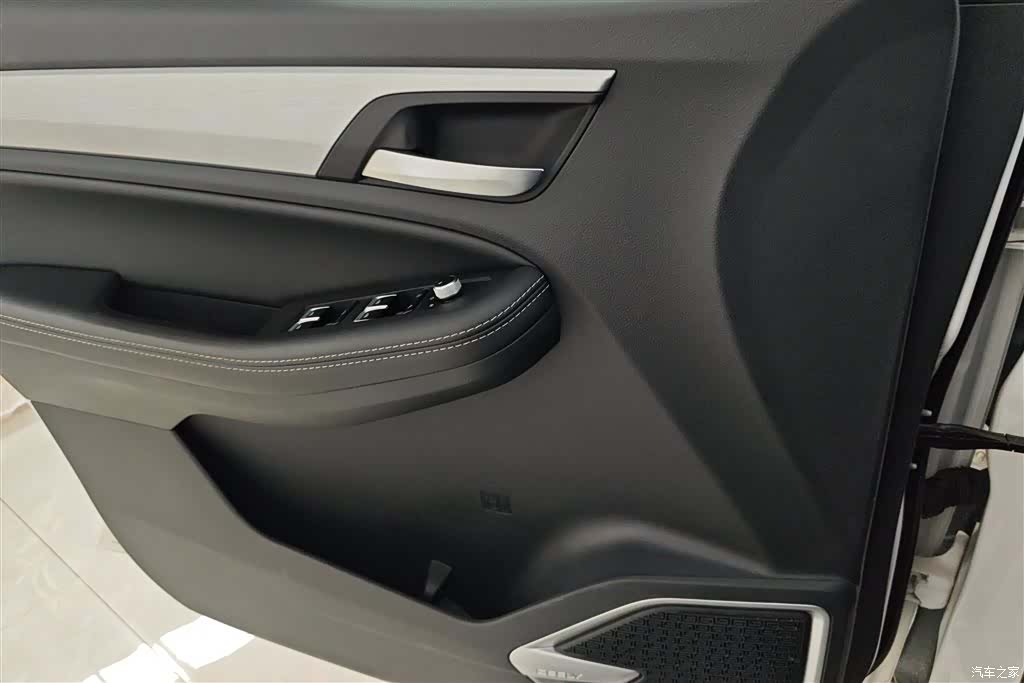 Geely X6, 2021 7