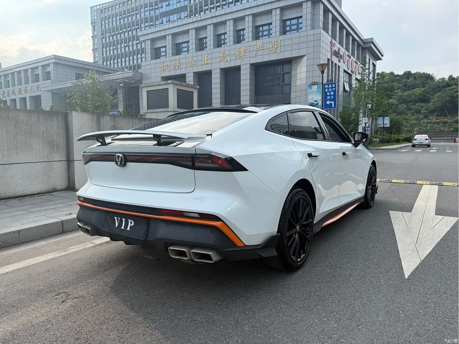 Changan UNI-V, 2024 7