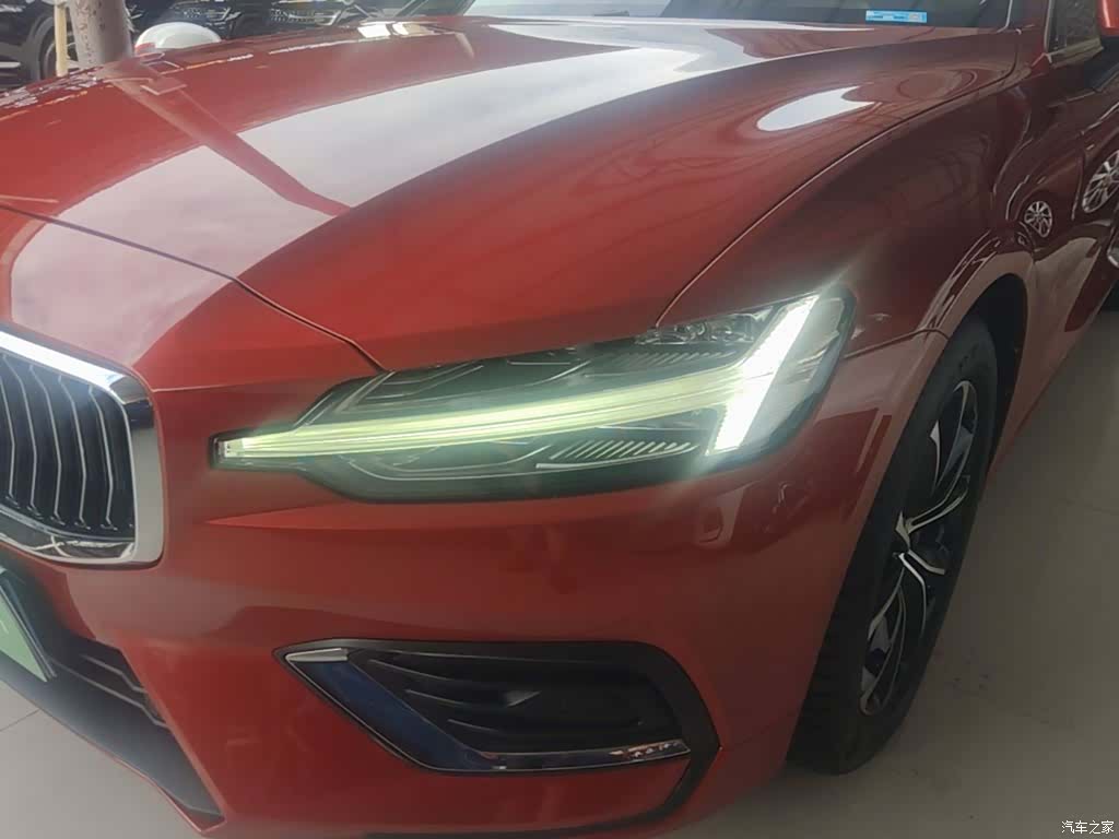 Volvo S60, 2021 24