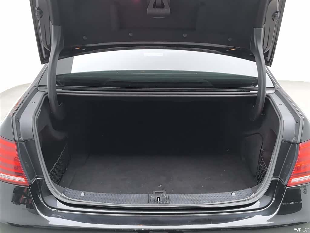 Mercedes-Benz E-Class, 2016 16