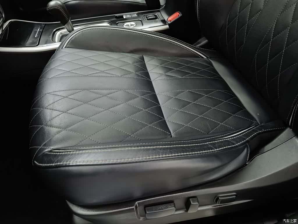 Mitsubishi Outlander, 2021 20