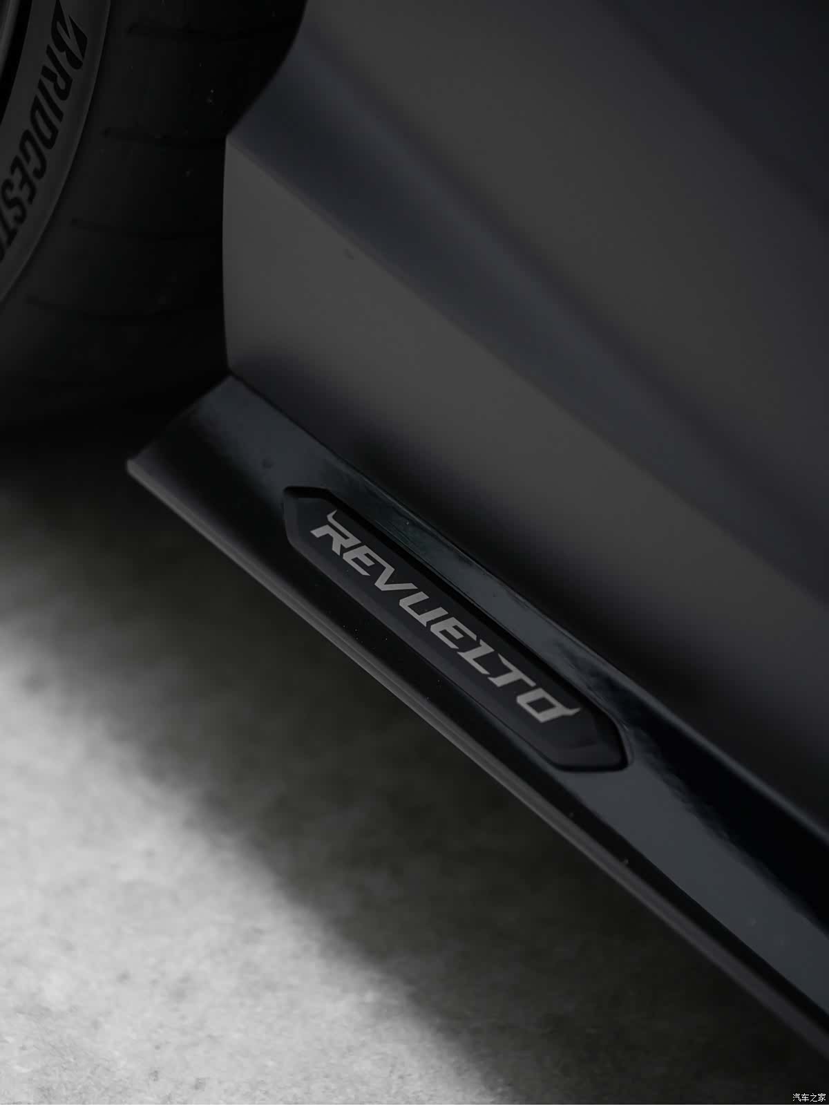 Lamborghini Revuelto, 2025 29