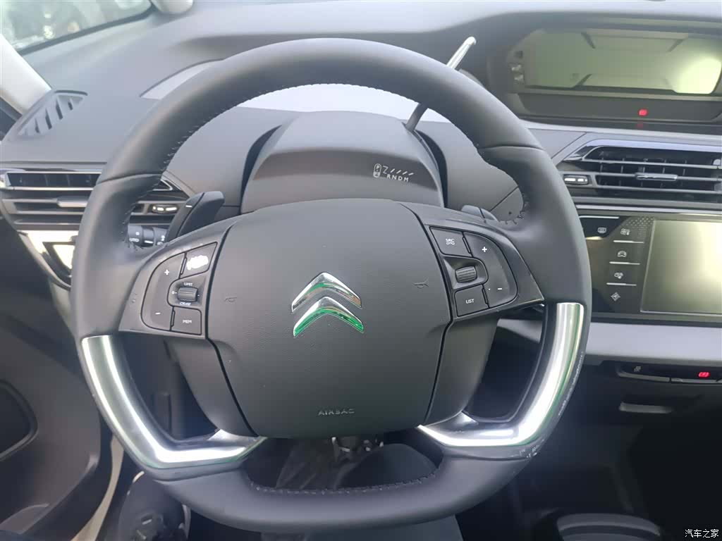 Citroen C4, 2018 3