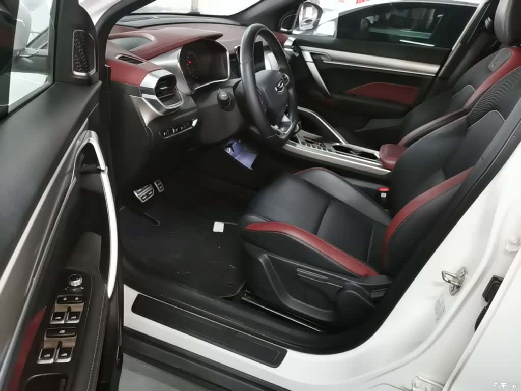 Geely Coolray, 2021 11