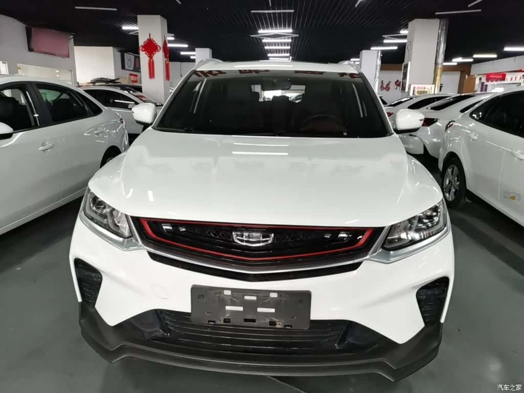 Geely Coolray, 2021 3