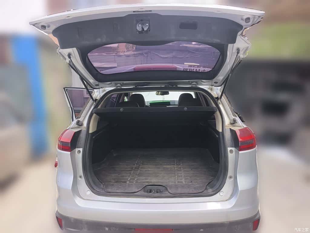 Geely Boyue, 2019 10