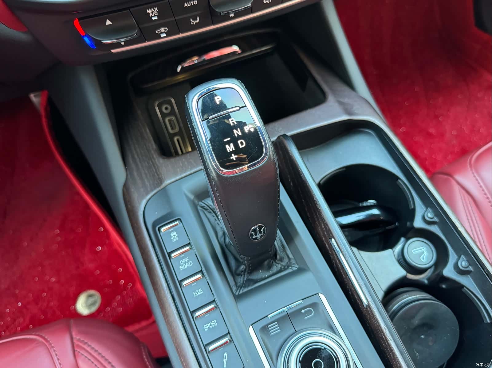 Maserati Levante, 2022 16