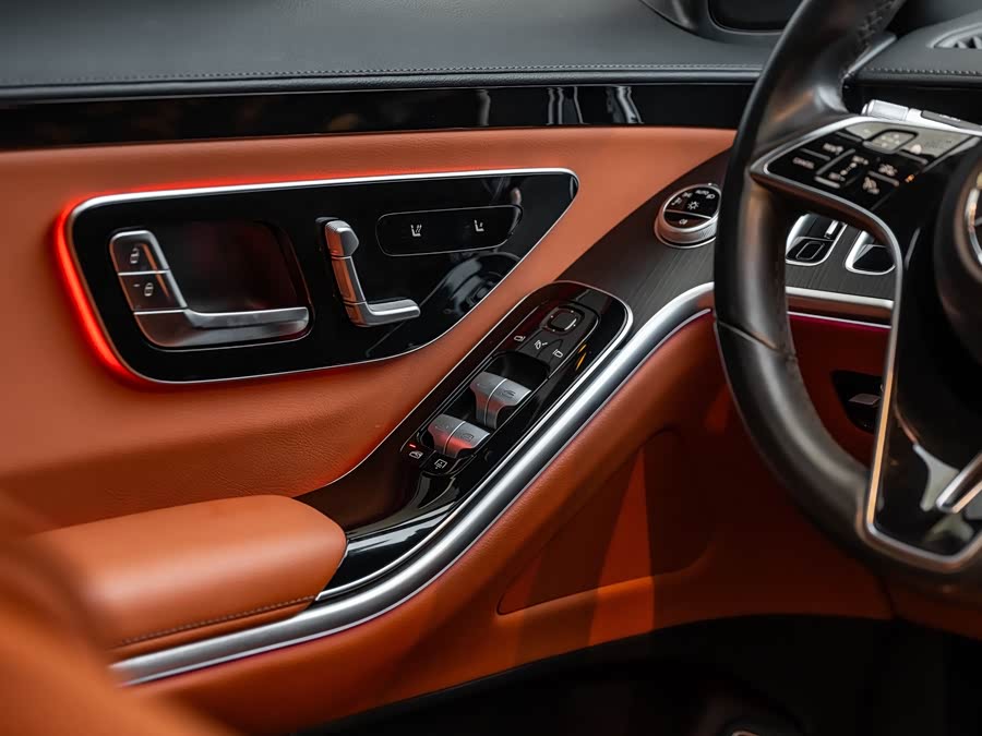 Mercedes-Benz S-Class 2024, фото 12