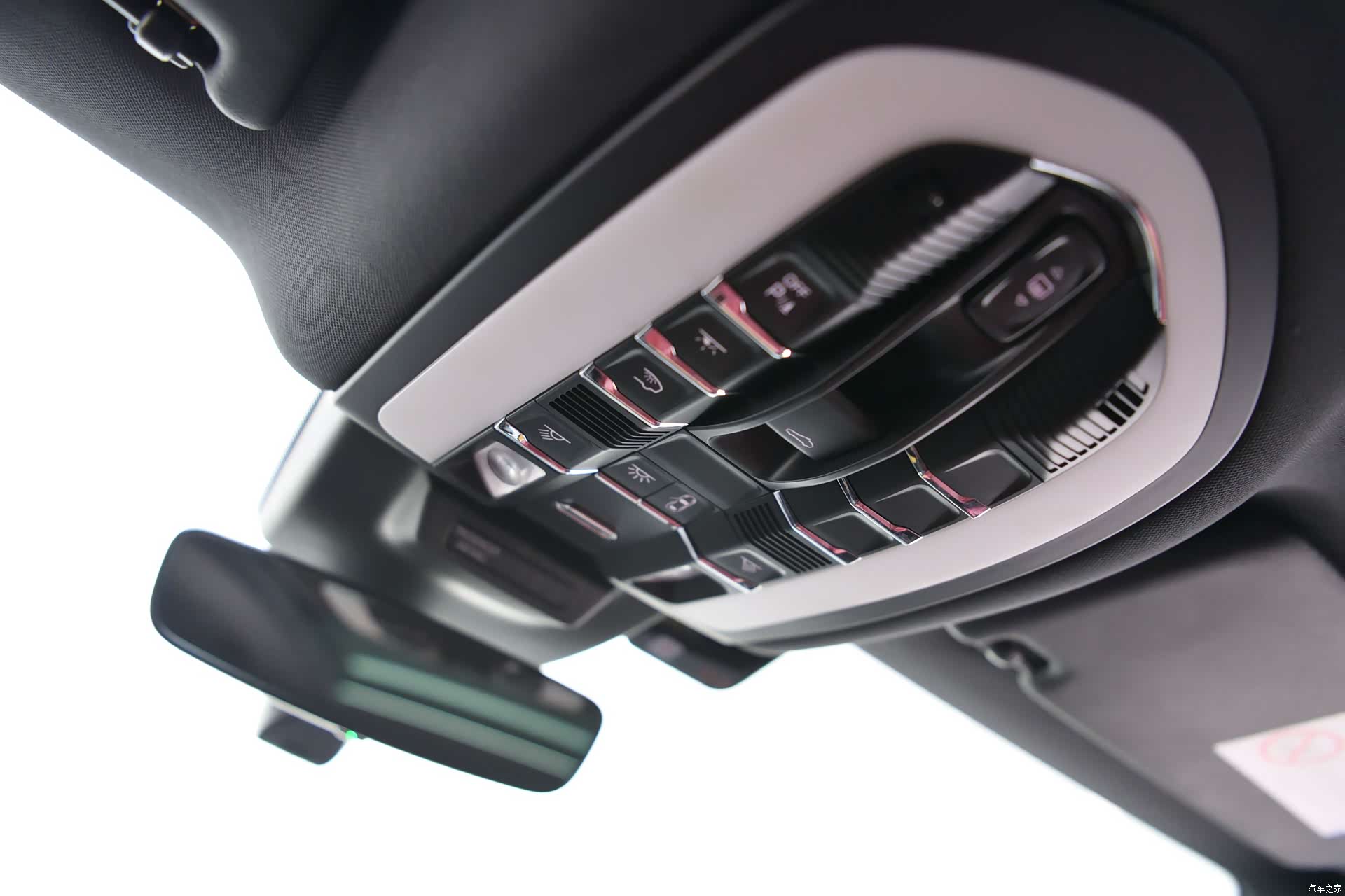 Porsche Macan, 2023 11