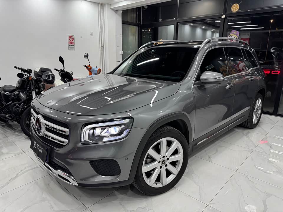 Mercedes-Benz GLB