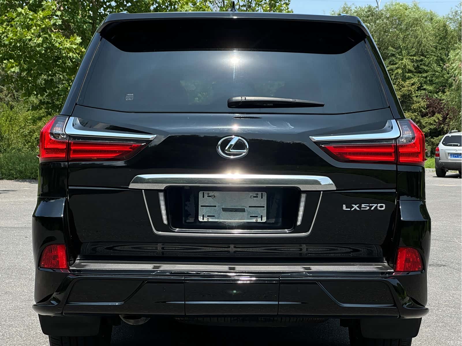 Lexus LX, 2022 4