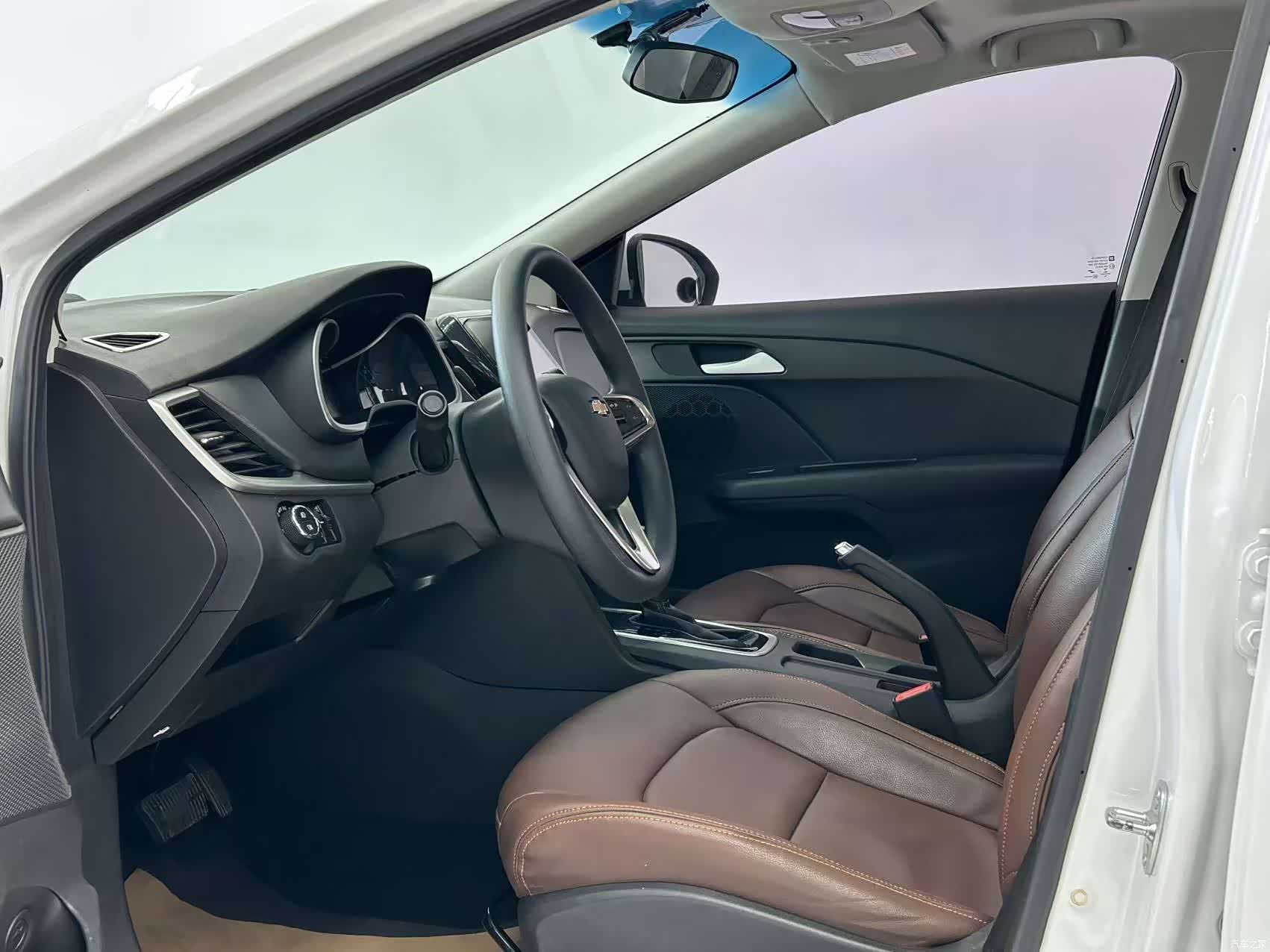 Chevrolet 320, 2019 7