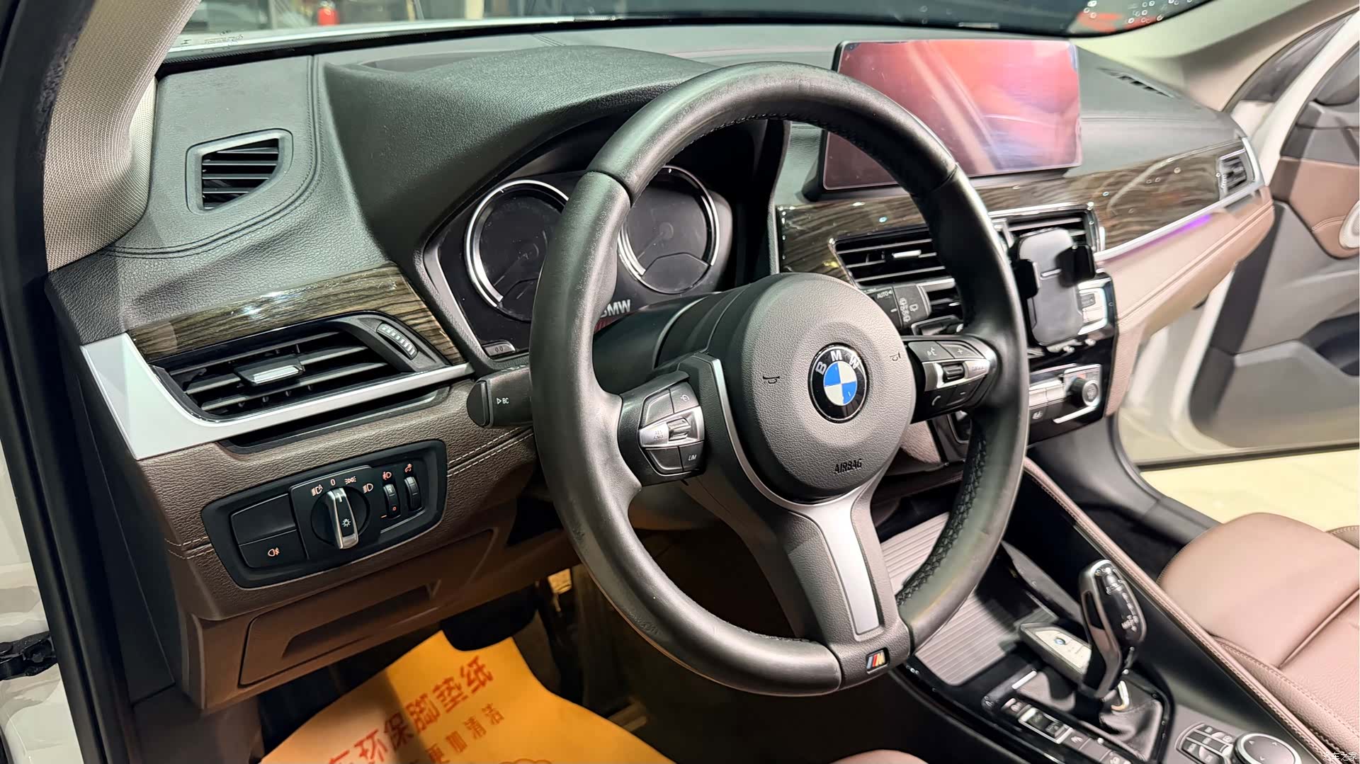 BMW X1, 2021 11