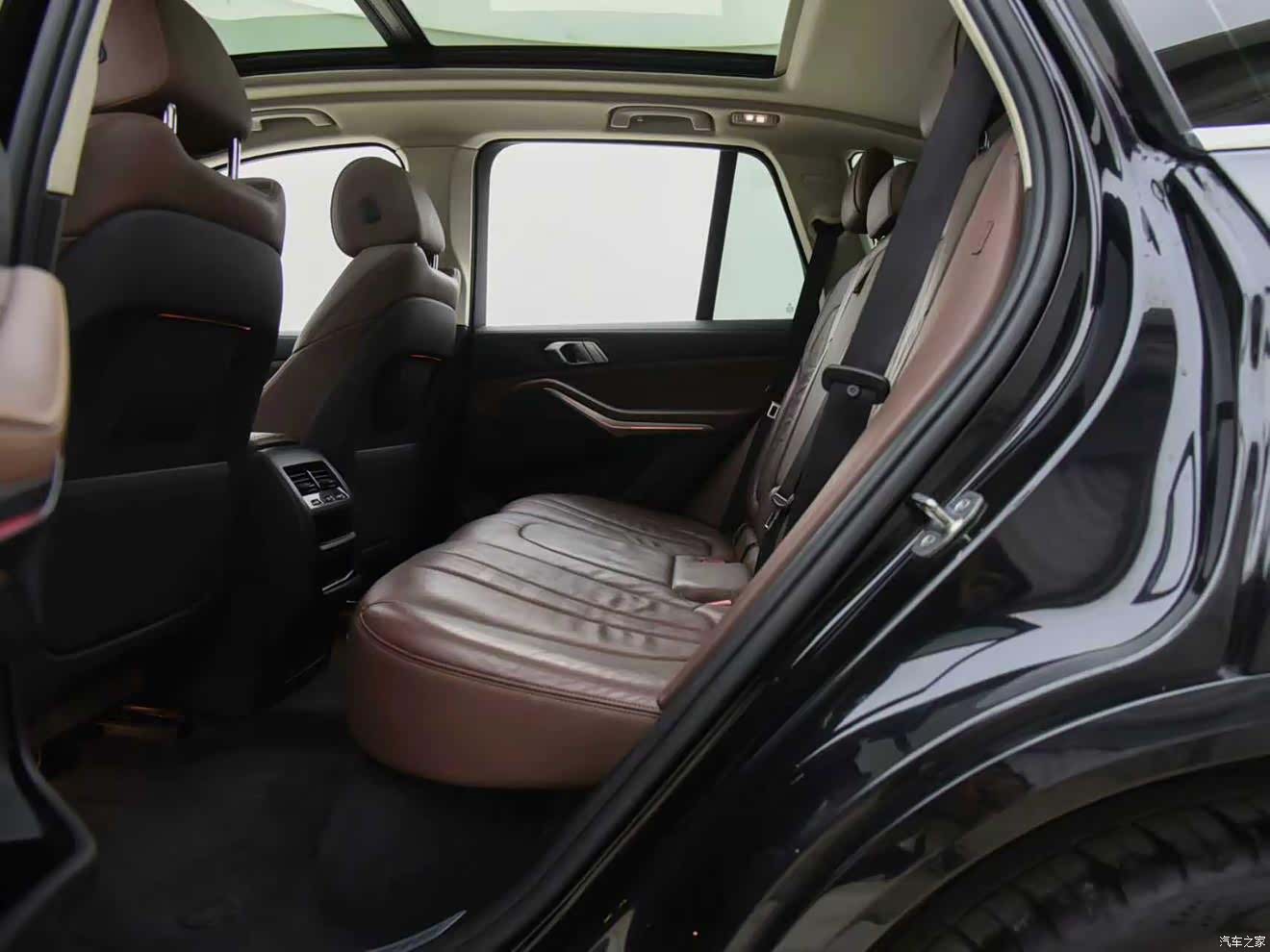BMW X5, 2019 все фото